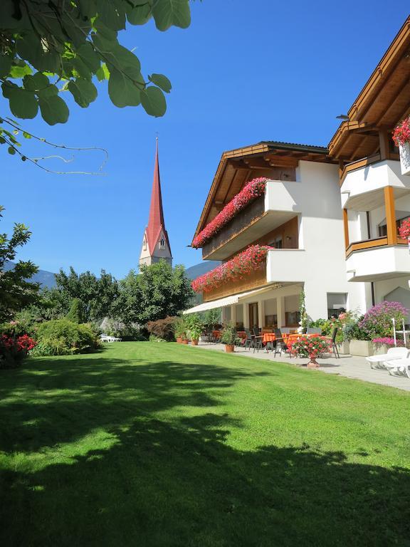 Hotel Waldheim Natz-Schabs Екстериор снимка